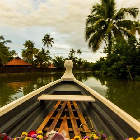 Kondai Lip Backwater Heritage Resort Kochi Kültér fotó