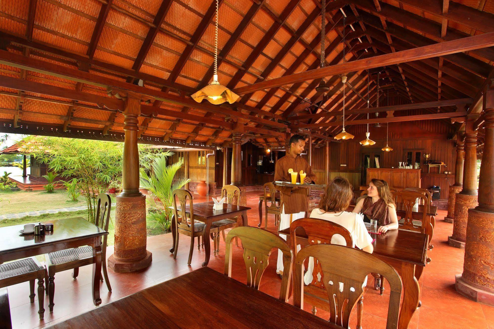 Kondai Lip Backwater Heritage Resort Kochi Kültér fotó